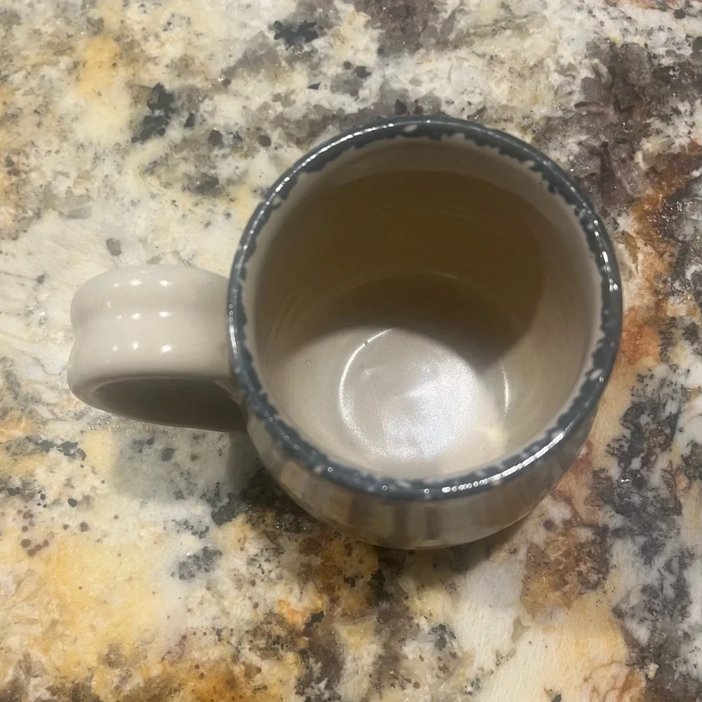 VINTAGE APPLE HOME & GARDEN PARTY Bulbous Stoneware Coffee Mug